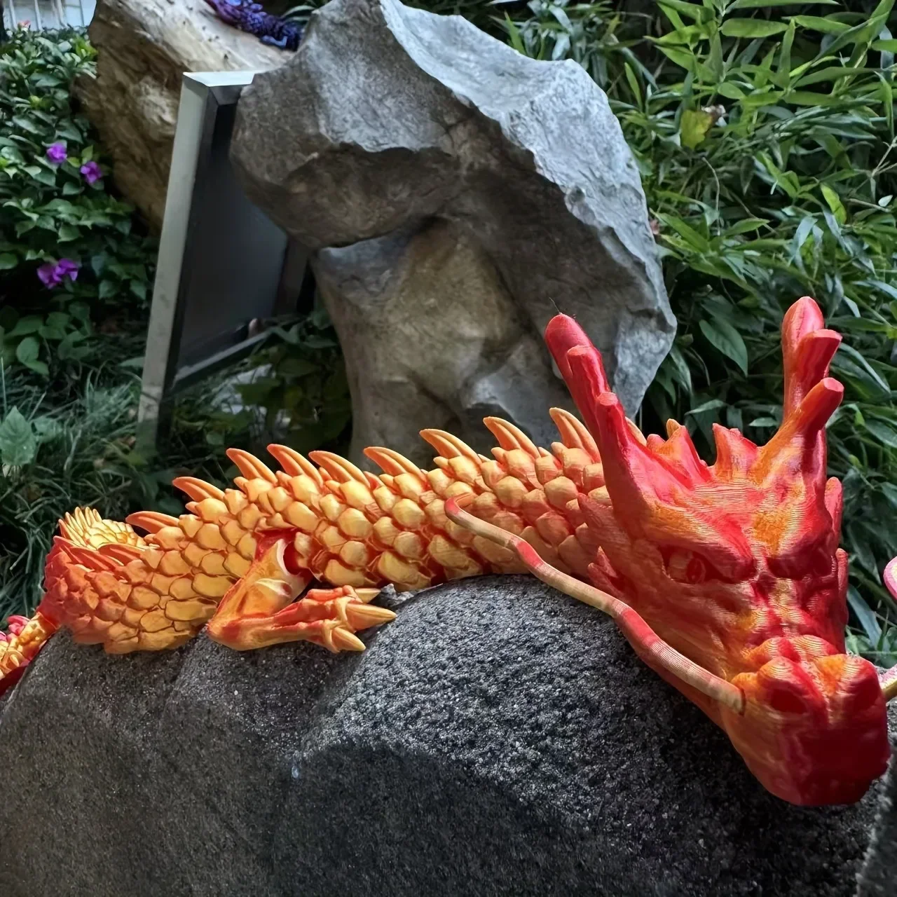 Planted Tank - Figurinha de Dragão Chinês Impressa em